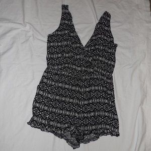 decree Black White Romper Tank Top XL